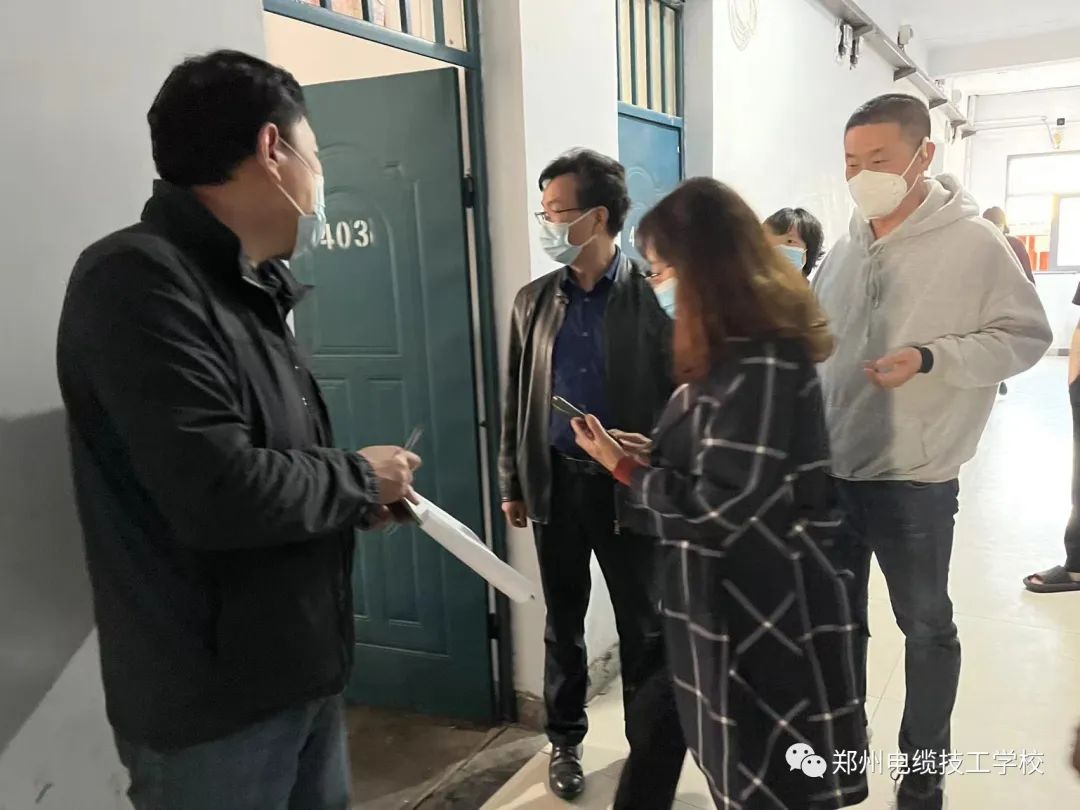 文明安全卫生，共建和谐宿舍——卫生大检查